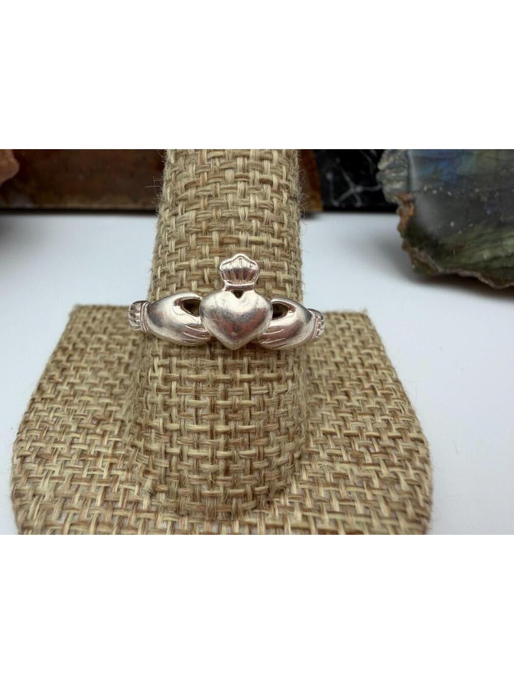 VTG Sterling Silver Irish Claddagh Symbolizing Love, Loyalty, Friendship Ring